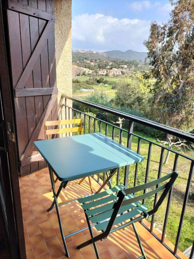 Studio Pieds Dans L'Eau Apartment Calcatoggio  Luaran gambar